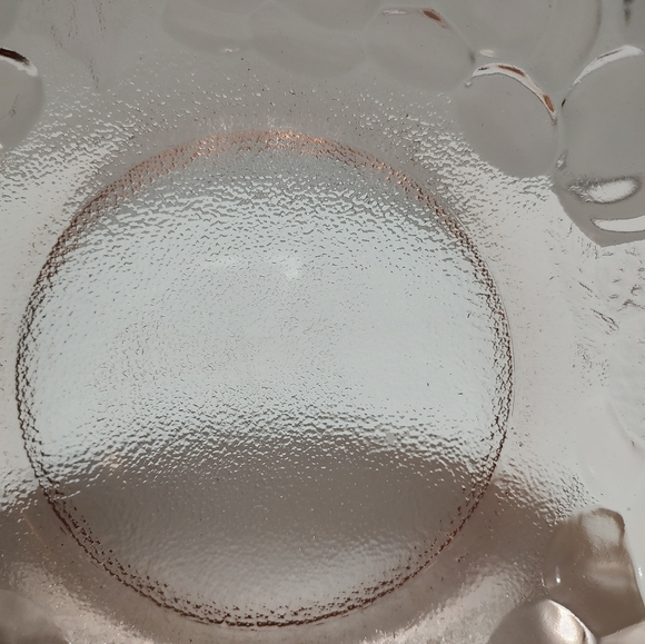 Pink depression glass fruit pattern bowl - Picture 3 of 10